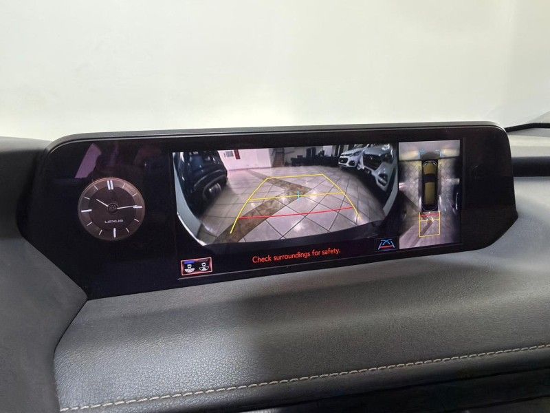 LEXUS UX 250H 2.0 16V LUXURY HÍBRIDO 2021/2022 SUL SERRA MOTORS CAXIAS DO SUL / Carros no Vale