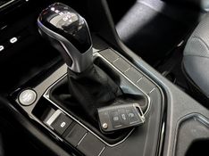 VOLKSWAGEN TAOS 1.4 16V HIGHLINE TSI 2023/2023 SUL SERRA MOTORS CAXIAS DO SUL / Carros no Vale