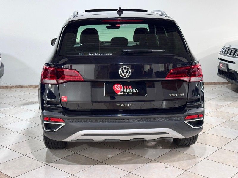 VOLKSWAGEN TAOS 1.4 16V HIGHLINE TSI 2023/2023 SUL SERRA MOTORS CAXIAS DO SUL / Carros no Vale