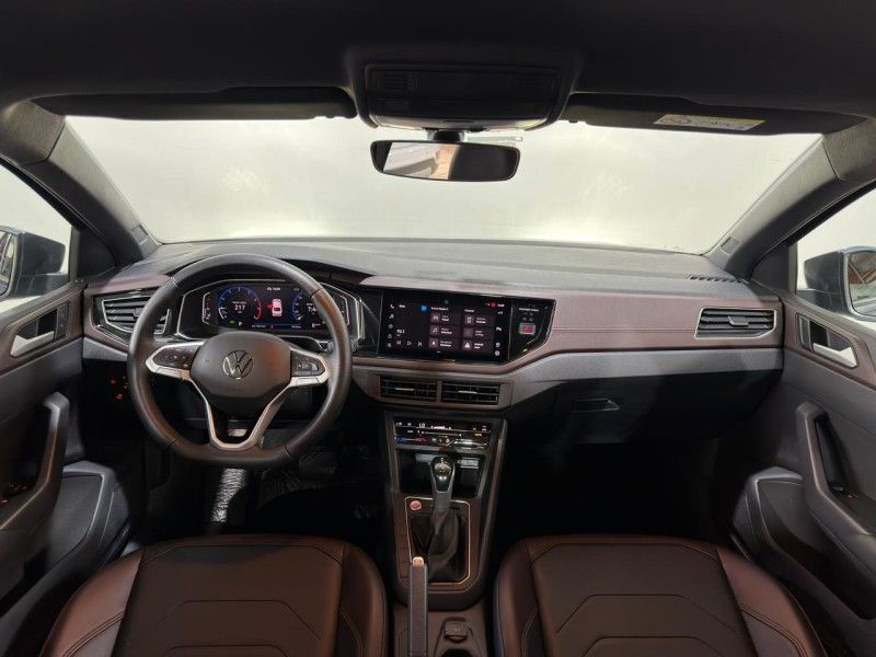 VOLKSWAGEN VIRTUS 1.0 200 TSI HIGHLINE 2023/2024 SUL SERRA MOTORS CAXIAS DO SUL / Carros no Vale