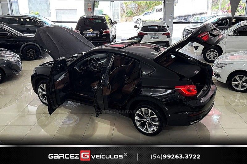 BMW X6 3.0 35I 4X4 COUPÉ 6 CILINDROS 24V 2018/2018 GARCEZ VEÍCULOS BENTO GONÇALVES / Carros no Vale BMW X6 3.0 35I 4X4 COUPÉ 6 CILINDROS 24V 2018/2018 GARCEZ VEÍCULOS BENTO GONÇALVES / Carros no Vale