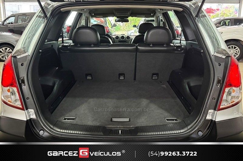CHEVROLET CAPTIVA 2.4 SFI ECOTEC FWD 16V 2010/2011 GARCEZ VEÍCULOS BENTO GONÇALVES / Carros no Vale