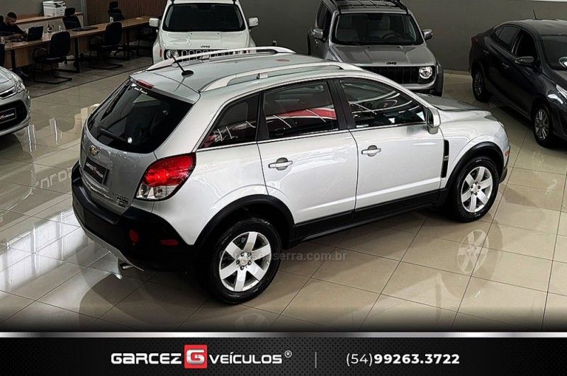 CHEVROLET CAPTIVA 2.4 SFI ECOTEC FWD 16V 2010/2011 GARCEZ VEÍCULOS BENTO GONÇALVES / Carros no Vale