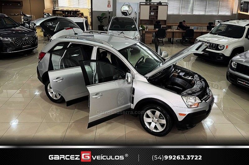CHEVROLET CAPTIVA 2.4 SFI ECOTEC FWD 16V 2010/2011 GARCEZ VEÍCULOS BENTO GONÇALVES / Carros no Vale