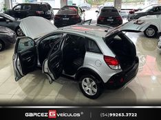 CHEVROLET CAPTIVA 2.4 SFI ECOTEC FWD 16V 2010/2011 GARCEZ VEÍCULOS BENTO GONÇALVES / Carros no Vale
