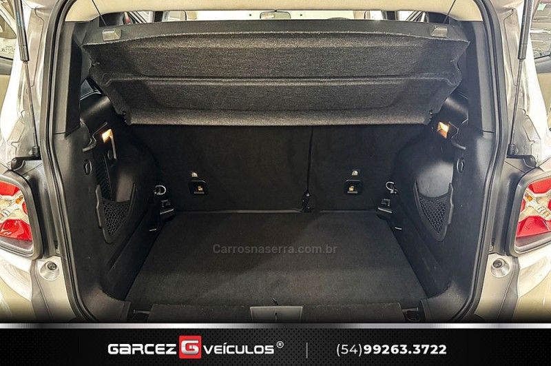 JEEP RENEGADE 1.8 16V NIGHT EAGLE 4X2 2019/2019 GARCEZ VEÍCULOS BENTO GONÇALVES / Carros no Vale JEEP RENEGADE 1.8 16V NIGHT EAGLE 4X2 2019/2019 GARCEZ VEÍCULOS BENTO GONÇALVES / Carros no Vale