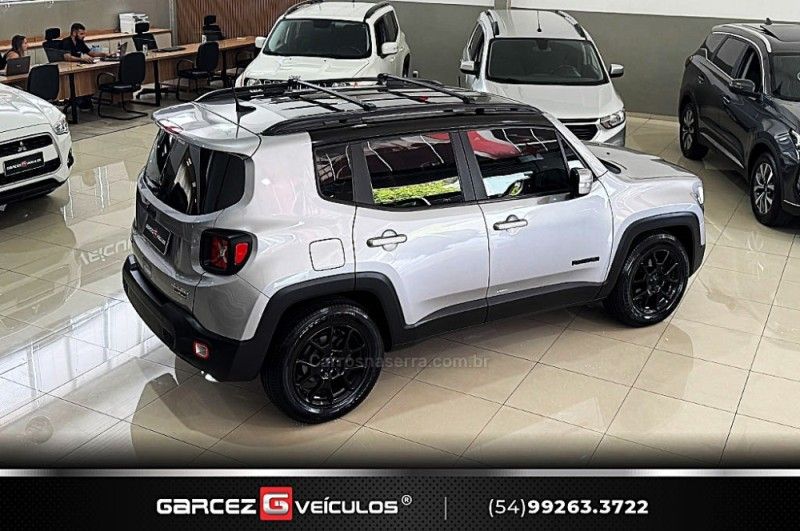 JEEP RENEGADE 1.8 16V NIGHT EAGLE 4X2 2019/2019 GARCEZ VEÍCULOS BENTO GONÇALVES / Carros no Vale JEEP RENEGADE 1.8 16V NIGHT EAGLE 4X2 2019/2019 GARCEZ VEÍCULOS BENTO GONÇALVES / Carros no Vale