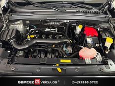 JEEP RENEGADE 1.8 16V NIGHT EAGLE 4X2 2019/2019 GARCEZ VEÍCULOS BENTO GONÇALVES / Carros no Vale