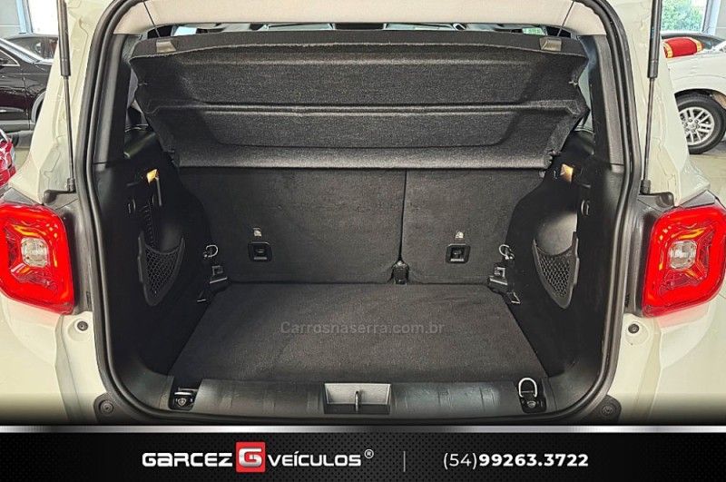 JEEP RENEGADE 2.0 16V TURBO LONGITUDE 4X4 2020/2020 GARCEZ VEÍCULOS BENTO GONÇALVES / Carros no Vale