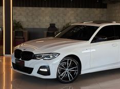 BMW 320I 2.0 M SPORT 16V TURBO 2020/2020 GRIFFCAR MULTIMARCAS DOIS IRMÃOS / Carros no Vale