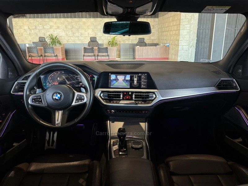 BMW 320I 2.0 M SPORT 16V TURBO 2020/2020 GRIFFCAR MULTIMARCAS DOIS IRMÃOS / Carros no Vale