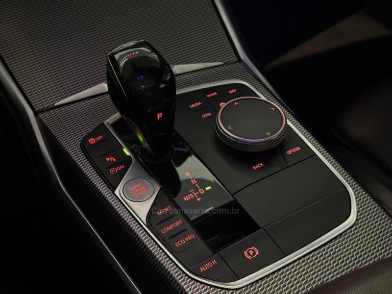 BMW 320I 2.0 M SPORT 16V TURBO 2020/2020 GRIFFCAR MULTIMARCAS DOIS IRMÃOS / Carros no Vale