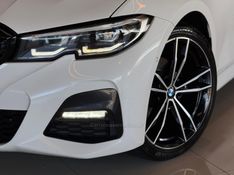 BMW 320I 2.0 M SPORT 16V TURBO 2020/2020 GRIFFCAR MULTIMARCAS DOIS IRMÃOS / Carros no Vale