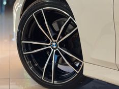 BMW 320I 2.0 M SPORT 16V TURBO 2020/2020 GRIFFCAR MULTIMARCAS DOIS IRMÃOS / Carros no Vale