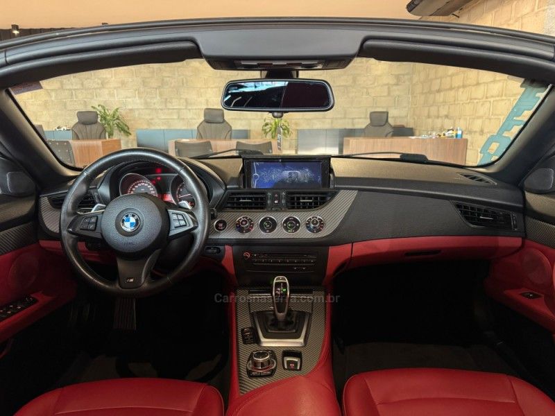 BMW Z4 2.0 ROADSTER SDRIVE 20I 16V 2013/2014 GRIFFCAR MULTIMARCAS DOIS IRMÃOS / Carros no Vale