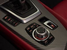 BMW Z4 2.0 ROADSTER SDRIVE 20I 16V 2013/2014 GRIFFCAR MULTIMARCAS DOIS IRMÃOS / Carros no Vale