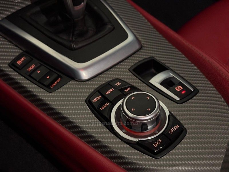 BMW Z4 2.0 ROADSTER SDRIVE 20I 16V 2013/2014 GRIFFCAR MULTIMARCAS DOIS IRMÃOS / Carros no Vale