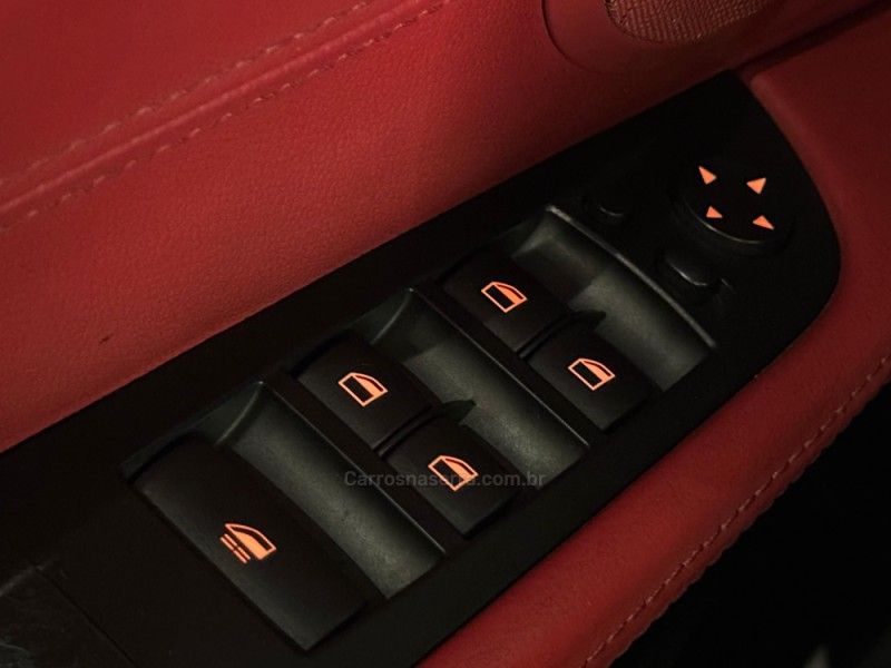 BMW Z4 2.0 ROADSTER SDRIVE 20I 16V 2013/2014 GRIFFCAR MULTIMARCAS DOIS IRMÃOS / Carros no Vale