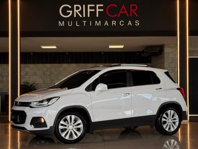 CHEVROLET TRACKER 1.4 16V PREMIER TURBO 2018/2019 GRIFFCAR MULTIMARCAS DOIS IRMÃOS / Carros no Vale