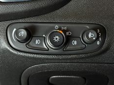 CHEVROLET TRACKER 1.4 16V PREMIER TURBO 2018/2019 GRIFFCAR MULTIMARCAS DOIS IRMÃOS / Carros no Vale