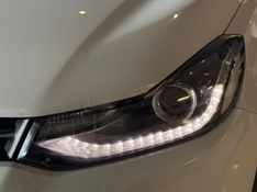 CHEVROLET TRACKER 1.4 16V PREMIER TURBO 2018/2019 GRIFFCAR MULTIMARCAS DOIS IRMÃOS / Carros no Vale