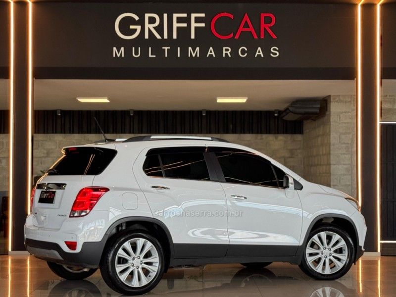 CHEVROLET TRACKER 1.4 16V PREMIER TURBO 2018/2019 GRIFFCAR MULTIMARCAS DOIS IRMÃOS / Carros no Vale