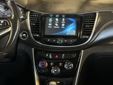 CHEVROLET TRACKER 1.4 16V TURBO PREMIER 2018/2019 GRIFFCAR MULTIMARCAS DOIS IRMÃOS / Carros no Vale