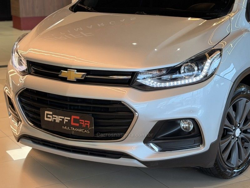 CHEVROLET TRACKER 1.4 16V TURBO PREMIER 2018/2019 GRIFFCAR MULTIMARCAS DOIS IRMÃOS / Carros no Vale