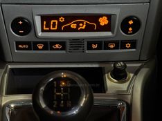 CHEVROLET VECTRA 2.0 MPFI ELEGANCE 8V 140CV 2010/2011 GRIFFCAR MULTIMARCAS DOIS IRMÃOS / Carros no Vale