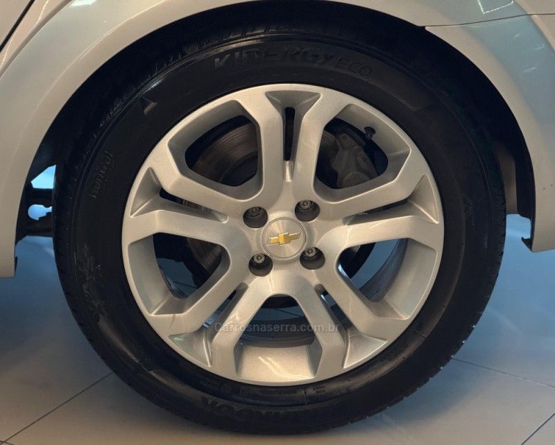 CHEVROLET VECTRA 2.0 MPFI ELEGANCE 8V 140CV 2010/2011 GRIFFCAR MULTIMARCAS DOIS IRMÃOS / Carros no Vale