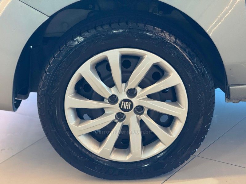 FIAT DOBLÓ 1.8 MPI ESSENCE 16V 7P 2015/2015 GRIFFCAR MULTIMARCAS DOIS IRMÃOS / Carros no Vale