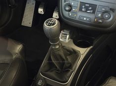 FIAT PUNTO 1.4 MPI 16V T-JET 2014/2014 GRIFFCAR MULTIMARCAS DOIS IRMÃOS / Carros no Vale