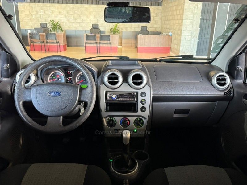FORD FIESTA 1.6 MPI CLASS SEDAN 8V 2012/2013 GRIFFCAR MULTIMARCAS DOIS IRMÃOS / Carros no Vale FORD FIESTA 1.6 MPI CLASS SEDAN 8V 2012/2013 GRIFFCAR MULTIMARCAS DOIS IRMÃOS / Carros no Vale