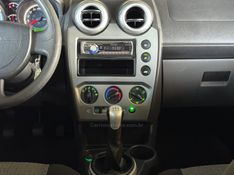 FORD FIESTA 1.6 MPI CLASS SEDAN 8V 2012/2013 GRIFFCAR MULTIMARCAS DOIS IRMÃOS / Carros no Vale