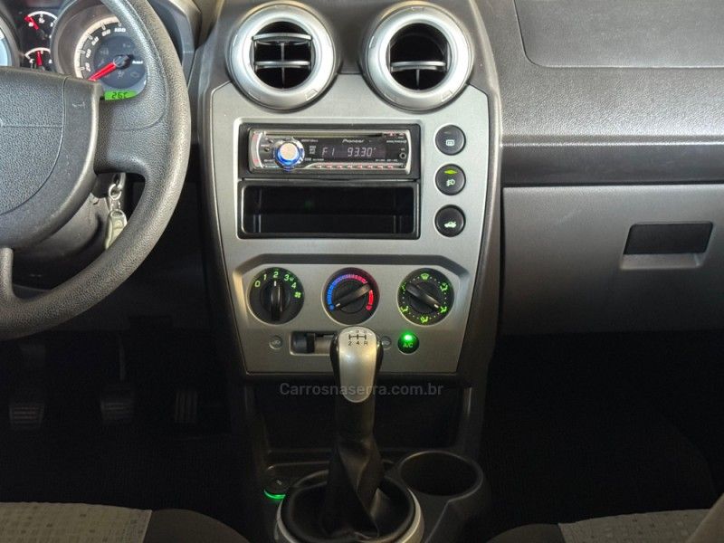 FORD FIESTA 1.6 MPI CLASS SEDAN 8V 2012/2013 GRIFFCAR MULTIMARCAS DOIS IRMÃOS / Carros no Vale FORD FIESTA 1.6 MPI CLASS SEDAN 8V 2012/2013 GRIFFCAR MULTIMARCAS DOIS IRMÃOS / Carros no Vale