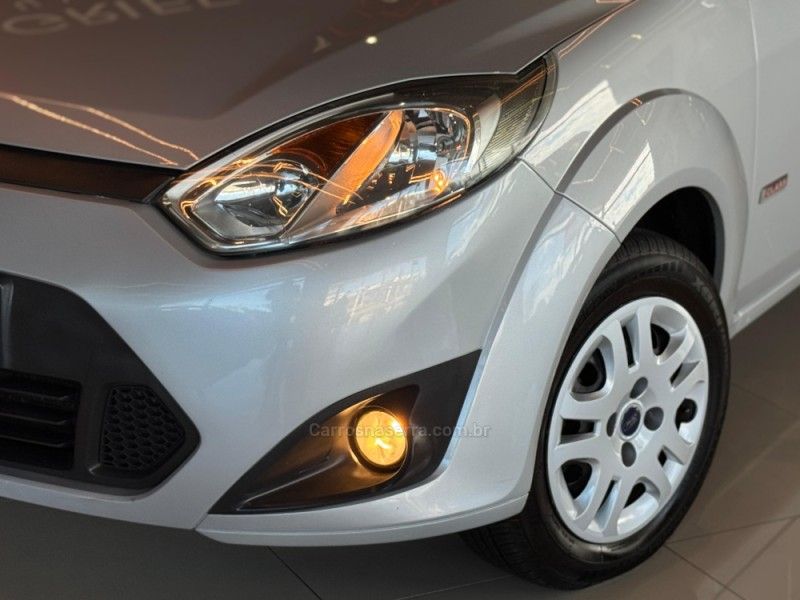 FORD FIESTA 1.6 MPI CLASS SEDAN 8V 2012/2013 GRIFFCAR MULTIMARCAS DOIS IRMÃOS / Carros no Vale FORD FIESTA 1.6 MPI CLASS SEDAN 8V 2012/2013 GRIFFCAR MULTIMARCAS DOIS IRMÃOS / Carros no Vale