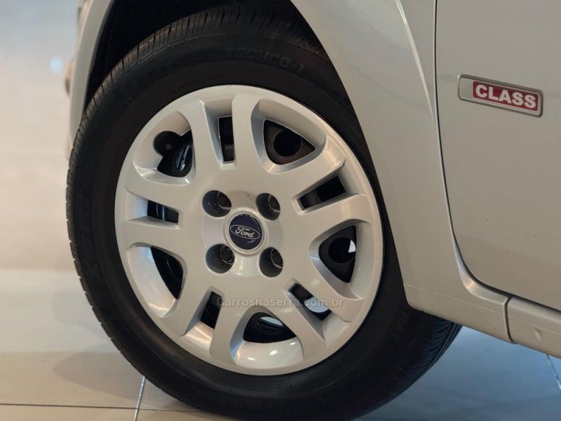 FORD FIESTA 1.6 MPI CLASS SEDAN 8V 2012/2013 GRIFFCAR MULTIMARCAS DOIS IRMÃOS / Carros no Vale FORD FIESTA 1.6 MPI CLASS SEDAN 8V 2012/2013 GRIFFCAR MULTIMARCAS DOIS IRMÃOS / Carros no Vale