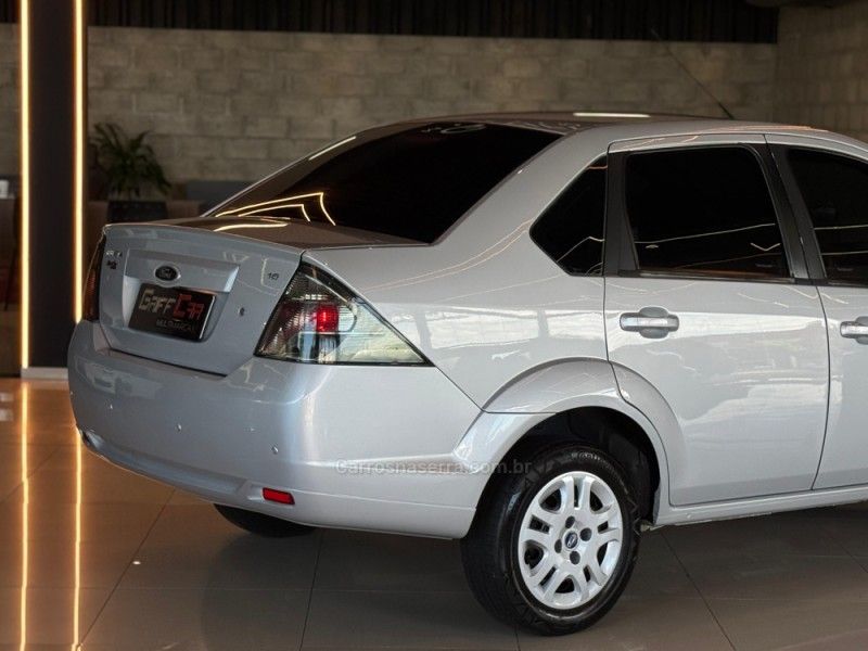 FORD FIESTA 1.6 MPI CLASS SEDAN 8V 2012/2013 GRIFFCAR MULTIMARCAS DOIS IRMÃOS / Carros no Vale FORD FIESTA 1.6 MPI CLASS SEDAN 8V 2012/2013 GRIFFCAR MULTIMARCAS DOIS IRMÃOS / Carros no Vale