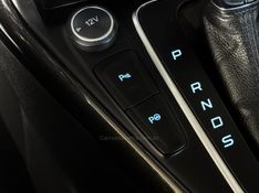 FORD FOCUS 2.0 TITANIUM PLUS 16V 2018/2019 GRIFFCAR MULTIMARCAS DOIS IRMÃOS / Carros no Vale