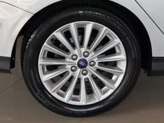 FORD FOCUS 2.0 TITANIUM PLUS 16V 2018/2019 GRIFFCAR MULTIMARCAS DOIS IRMÃOS / Carros no Vale