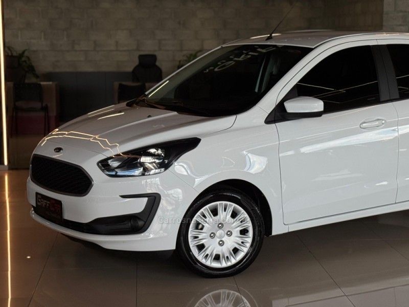 FORD KA 1.0 SE PLUS 12V 2020/2021 GRIFFCAR MULTIMARCAS DOIS IRMÃOS / Carros no Vale