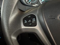 FORD KA 1.0 SE PLUS 12V 2020/2021 GRIFFCAR MULTIMARCAS DOIS IRMÃOS / Carros no Vale