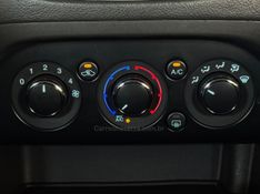 FORD KA 1.0 SE PLUS 12V 2020/2021 GRIFFCAR MULTIMARCAS DOIS IRMÃOS / Carros no Vale