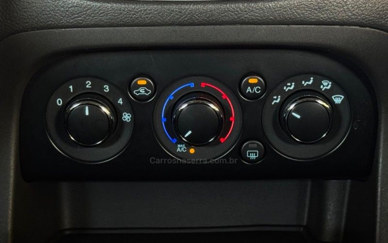 FORD KA 1.0 SE PLUS 12V 2020/2021 GRIFFCAR MULTIMARCAS DOIS IRMÃOS / Carros no Vale