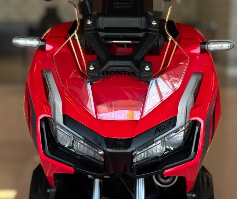 HONDA ADV 150 2023/2024 GRIFFCAR MULTIMARCAS DOIS IRMÃOS / Carros no Vale