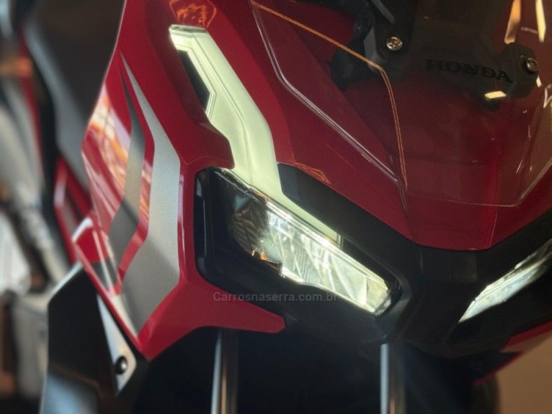 HONDA ADV 150 2023/2024 GRIFFCAR MULTIMARCAS DOIS IRMÃOS / Carros no Vale