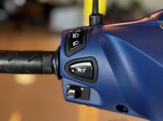 Honda Motos BIZ 125 2024/2024 GRIFFCAR MULTIMARCAS DOIS IRMÃOS / Carros no Vale