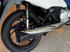 Honda Motos BIZ 125 2024/2024 GRIFFCAR MULTIMARCAS DOIS IRMÃOS / Carros no Vale