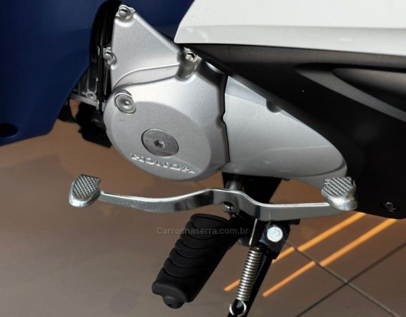 Honda Motos BIZ 125 2024/2024 GRIFFCAR MULTIMARCAS DOIS IRMÃOS / Carros no Vale