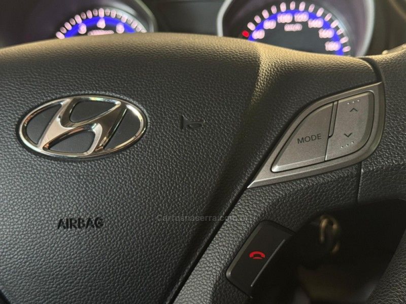 HYUNDAI HB20 1.0 COMFORT STYLE 12V 2016/2016 GRIFFCAR MULTIMARCAS DOIS IRMÃOS / Carros no Vale